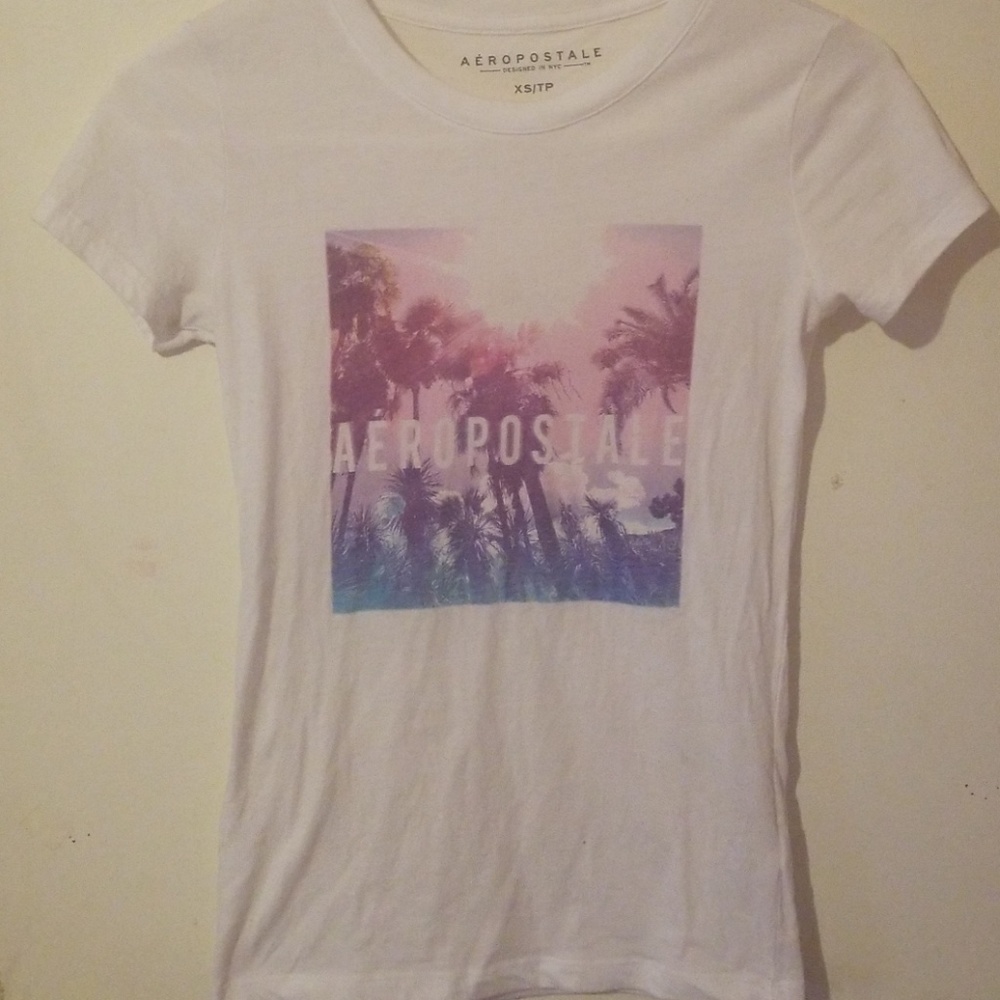 Aeropostale Graphic Tee